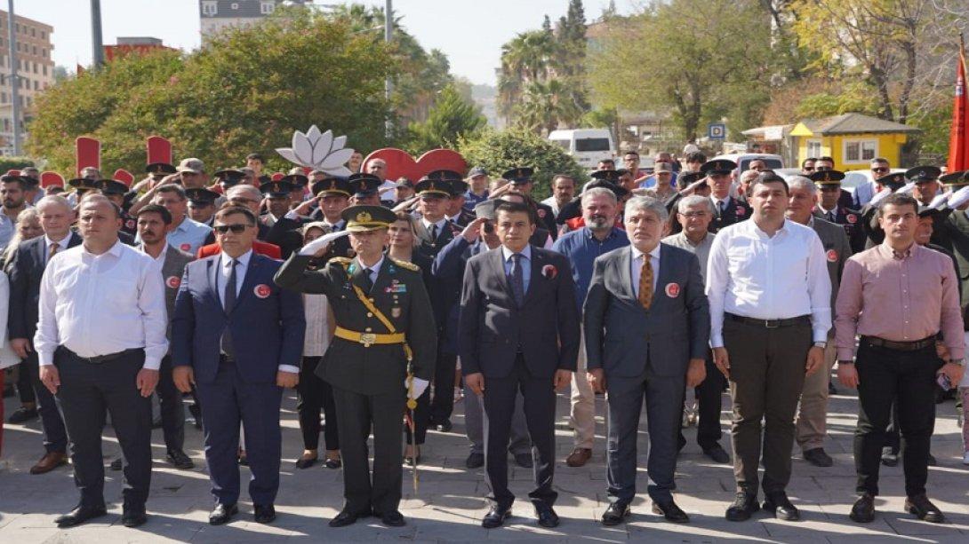 29 Ekim Cumhuriyet Bayramı 100. Yıl kutlamaları dolayısıyla çelenk sunma töreni gerçekleştirildi.